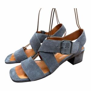 Chie Mihara size 8.5-9 Slinback Vintage Style gray suede heel Sandals